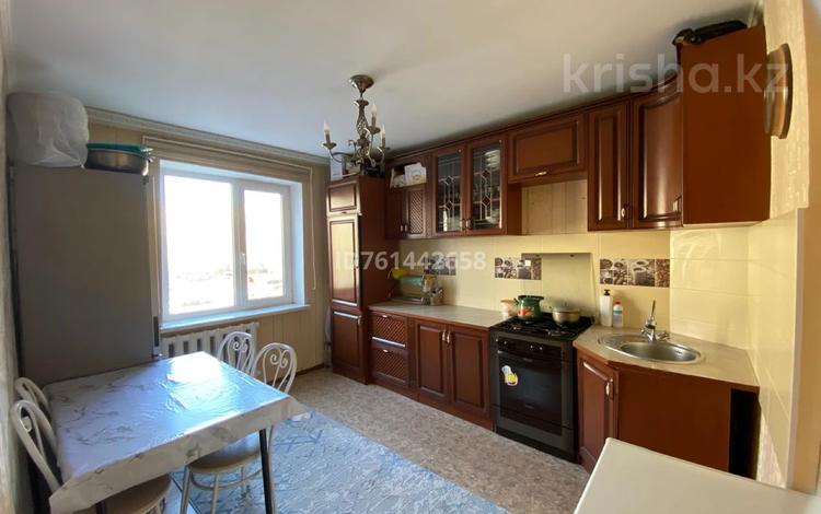 3-комнатная квартира · 67 м² · 2 этаж, мкр Шанхай 197 за 21 млн 〒 в Актобе — фото 2