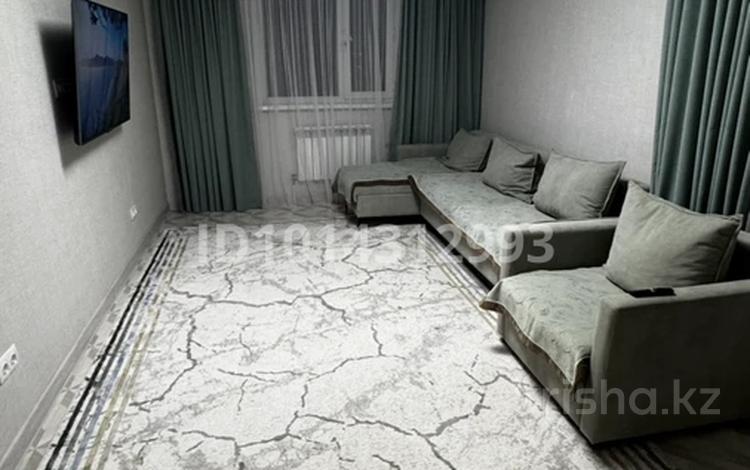 2-комнатная квартира · 56 м² · 9/9 этаж, Ахмет Байтурсынулы 39 за 300 000 ₸ в Астане, Сарайшык р-н — фото 2