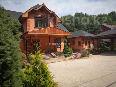 Жеке үй · 5 бөлме · 470 м², мкр Коктобе, 2 Космодемьянская 85/10, бағасы: ~ 1.7 млн 〒 в Алматы, Медеуский р-н