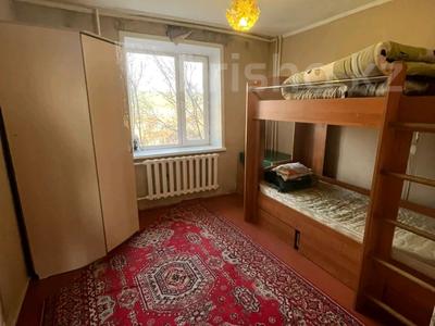 2-комнатная квартира, 50 м², 3/5 этаж помесячно, Жансугурова за 110 000 〒 в Талдыкоргане