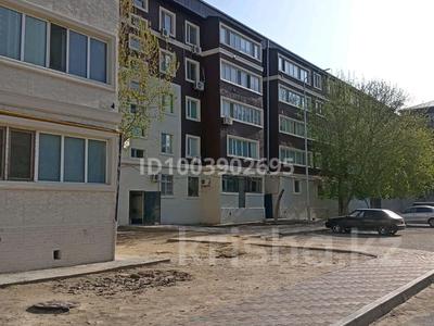 Продажа квартир в Атырауской обл.: 1-комнатная квартира · 32 м² · 2/5 этаж, 1-і мөлтек ауданы 24 за 5 млн 〒 1-комнатная квартира · 32 м² · 2/5 этаж, 1-і мөлтек ауданы 24 за 5 млн 〒 в Кульсары