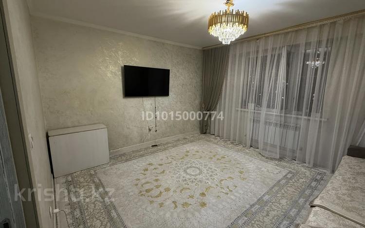 2-бөлмелі пәтер · 64.1 м² · 7/10 қабат, Ақсай-1 ш/а. 11/9 — Төле би – Саина – Момышулы– Ташкентский, бағасы: 40 млн ₸ в Алматы, Ауэзовский р-н — фото 2