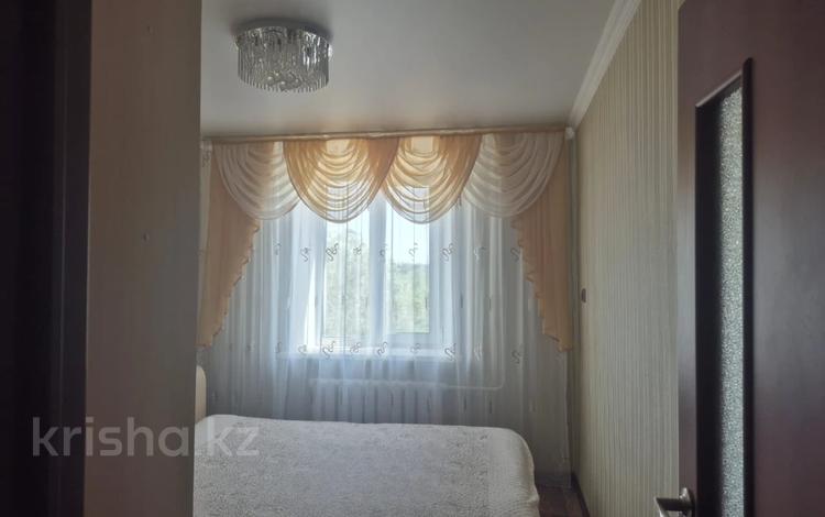 3-бөлмелі пәтер · 63.7 м² · 4/6 қабат, Камзина 67, бағасы: 21 млн ₸ в Аксу — фото 2