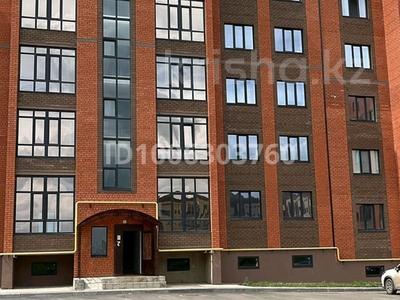 2-бөлмелі пәтер · 63 м² · 5/6 қабат, мкр. Алтын орда 100 В — Ораза татеулы 100 В, бағасы: ~ 24.5 млн ₸ в Актобе