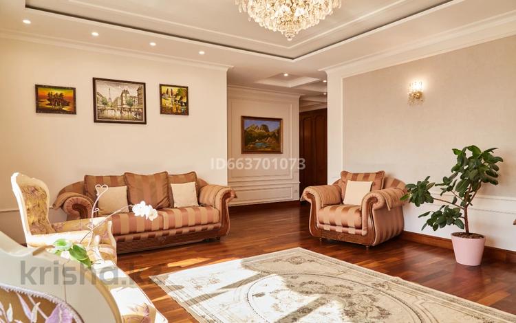 4-комнатная квартира, 163 м², 21/29 этаж, Аль-Фараби 7 за 173 млн 〒 в Алматы, Бостандыкский р-н — фото 45