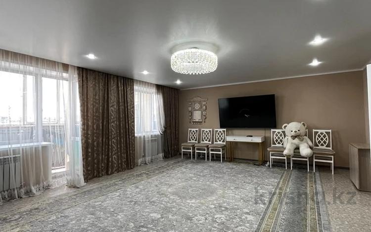 4-комнатная квартира · 114.4 м² · 7/9 этаж, Карагайлы 74 за 55 млн ₸ в Семее — фото 2