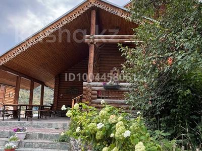 Дом · 4 комнаты · 300 м², Набережная 1100 за 80 000 〒 в Алматы