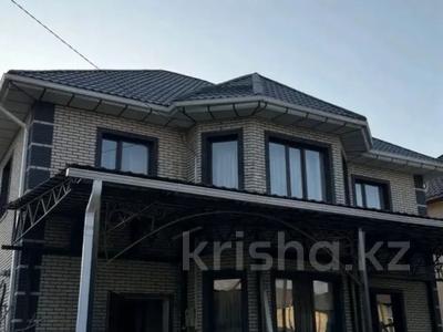 Отдельный дом · 6 комнат · 215 м² · 9 сот., мкр Акбулак, Калена Жанаева 21 за 1.5 млн 〒 в Алматы, Алатауский р-н