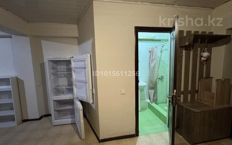1-бөлмелі пәтер · 28 м² · 1/4 қабат, Хожамьярова 161 — Угол Жумабаева, бағасы: 160 000 ₸ в Алматы, Жетысуский р-н — фото 2