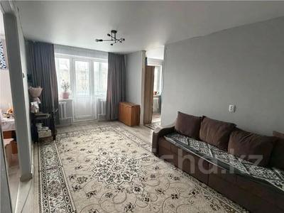 2-бөлмелі пәтер · 46.2 м² · 5/5 қабат, Майкудук, 12й микрорайон, бағасы: 9.9 млн ₸ в Караганде, Алихана Бокейханова р-н