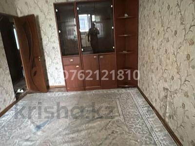 Аренда квартир в Шымкенте: 2-комнатная квартира · 65 м² · 3/5 этаж · помесячно, Абдуразакова 2 за 150 000 〒 2-комнатная квартира · 65 м² · 3/5 этаж · помесячно, Абдуразакова 2 за 150 000 〒 в Шымкенте, Аль-Фарабийский р-н