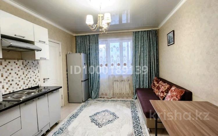 2-комнатная квартира · 52 м², Мкр Аксай, Б. Момышулы 25 за 250 000 ₸ в Алматы, Ауэзовский р-н — фото 2