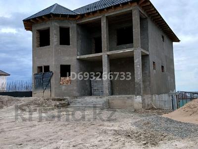Отдельный дом • 5 комнат • 300 м² • 5 сот., Рахат за 35 млн 〒 в Алматы