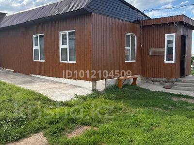 Жеке үй · 2 бөлме · 41 м², Шокана Уалихана 21 — Алимусина, бағасы: 30 000 ₸ в Бурабае