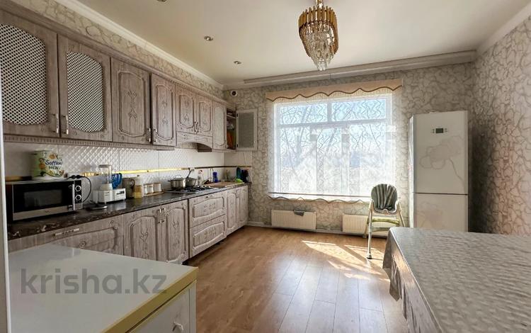 Жеке үй · 6 бөлме · 200 м² · 14 сот., С Еркин 6, бағасы: 43 млн ₸ в Талдыкоргане — фото 6
