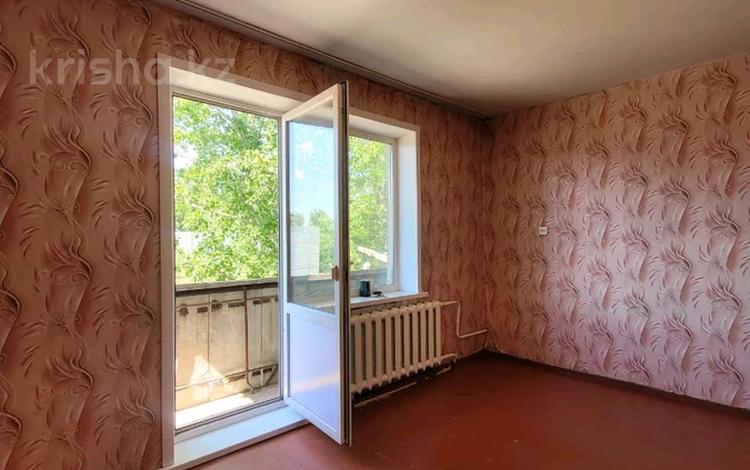 3-бөлмелі пәтер · 68 м² · 5/5 қабат, Юность, бағасы: 18 млн ₸ в Семее — фото 2