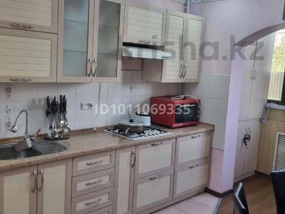 2-бөлмелі пәтер · 54 м² · 5/5 қабат, мкр Аксай-3Б, бағасы: 40 млн ₸ в Алматы, Ауэзовский р-н