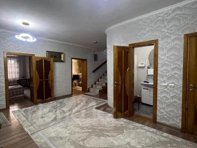 Жеке үй · 5 бөлме · 282 м² · 10 жүзд., Ешекеева 39 — Район 28 школы, бағасы: 200 млн ₸ в Семее