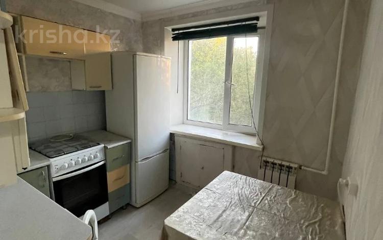 2-комнатная квартира · 45 м² · 4/5 этаж, Майкудук, 16й микрорайон 37 за 10.7 млн ₸ в Караганде, Алихана Бокейханова р-н — фото 2