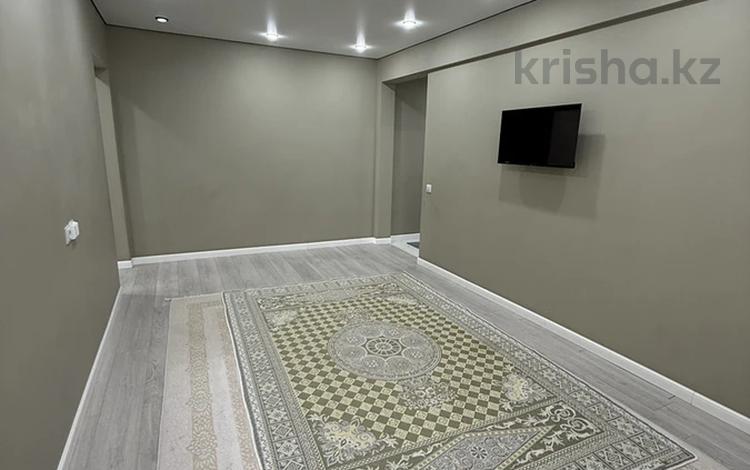 2-комнатная квартира · 48 м² · 5/5 этаж, 17 17 за 16.5 млн ₸ в Атырау, мкр Привокзальный-5 — фото 2