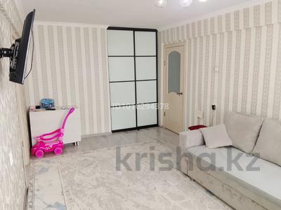 3-комнатная квартира · 50 м² · 2/5 этаж, Новаторов 5 за 20.5 млн ₸ в Усть-Каменогорске
