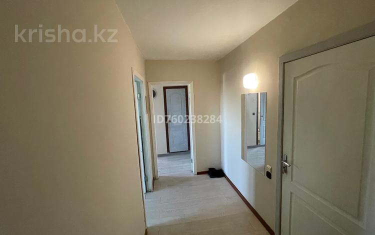2-комнатная квартира · 56 м² · 1/9 этаж, мкр 12 62 за ~ 20 млн ₸ в Актобе — фото 2