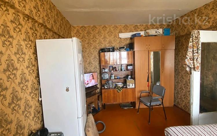 1-бөлмелі пәтер · 33 м² · 5/5 қабат, 3 мкрн 10 б, бағасы: 14 млн ₸ в Конаеве — фото 2