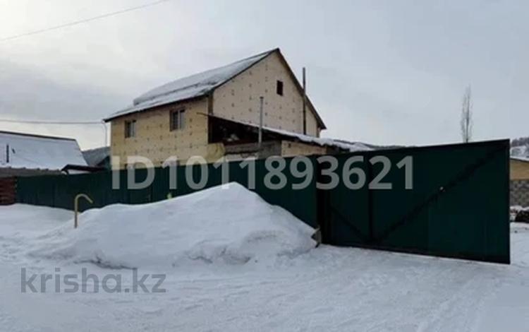 Жеке үй · 8 бөлме · 190 м² · 10 сот., Барнаульская, бағасы: 75 млн ₸ в Горно-Алтайске — фото 2
