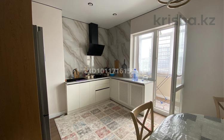 2-бөлмелі пәтер · 70 м² · 4/13 қабат, Базовая, бағасы: 43 млн ₸ в Усть-Каменогорске — фото 2