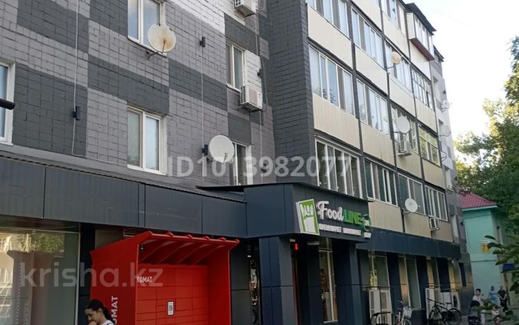 1-бөлмелі пәтер · 38 м² · 2/5 қабат, М.Маметова 69, бағасы: 14.8 млн ₸ в Уральске — фото 2