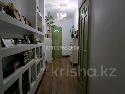 2-комнатная квартира · 54 м² · 5/5 этаж, Канцева 11 — Драмтеатр, за школой #17 за 21 млн ₸ в Атырау