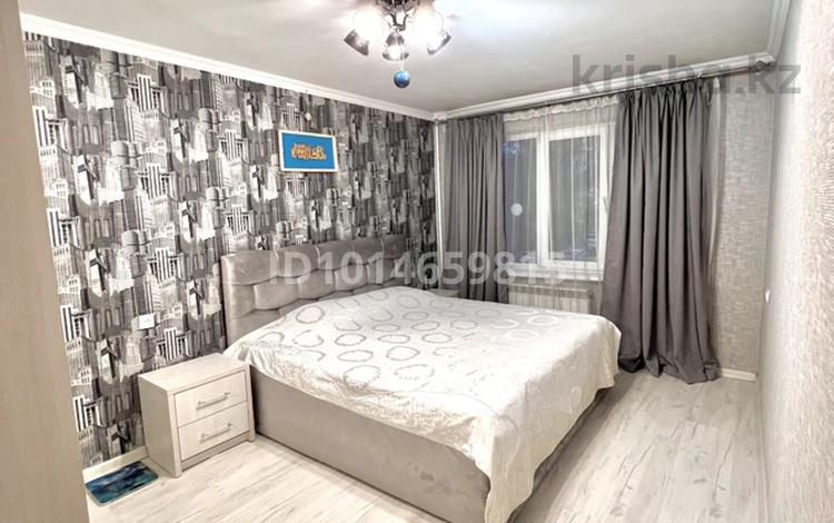 3-комнатная квартира · 68 м² · 2/5 этаж, Тургут Озала — Сатпаева за 380 000 ₸ в Алматы, Бостандыкский р-н — фото 2