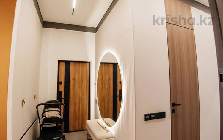 4-комнатная квартира · 250 м² · 9/10 этаж, 19-й мкр 34 за 105 млн ₸ в Актау — фото 2