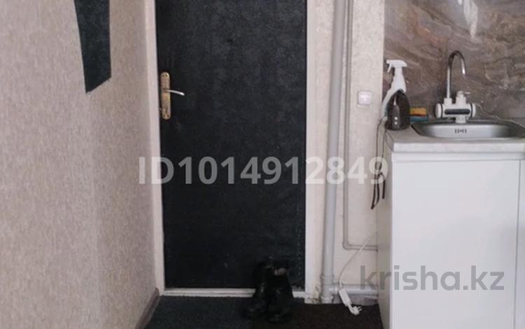 1 комната · 12 м² · 1/2 этаж, мкр Кокжиек 12 за 70 000 ₸ в Алматы, Жетысуский р-н — фото 2