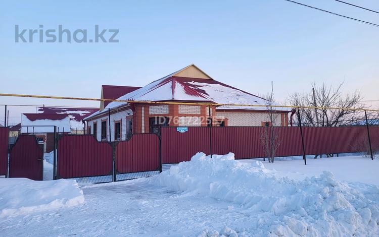 Отдельный дом · 5 комнат · 208 м² · 9 сот., мкр. Зачаганск пгт 68 — Бекимова 68 за 50 млн ₸ в Уральске — фото 2