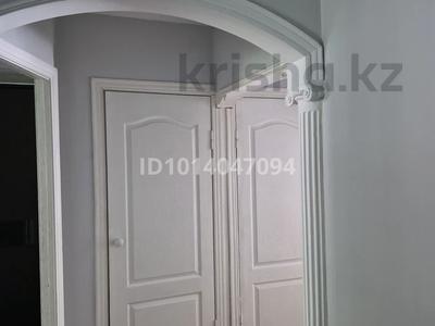3-комнатная квартира · 54 м² · 2/5 этаж, Утепова 23 — Розабакиева за 45 млн ₸ в Алматы, Бостандыкский р-н