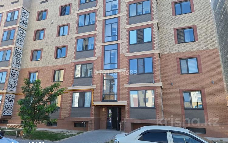 1-бөлмелі пәтер · 43 м² · 2/5 қабат, мкр Акжайык, Сырым батыр 143 143, бағасы: 18 млн ₸ в Шымкенте, Абайский р-н — фото 2