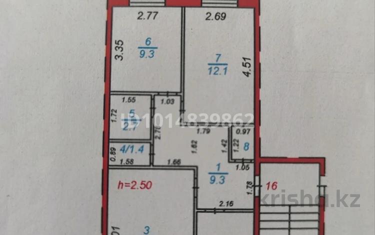 3-комнатная квартира · 61.4 м² · 2/2 этаж, мкр Городской Аэропорт, Штурманская 14 за 22.1 млн ₸ в Караганде, Казыбек би р-н — фото 2