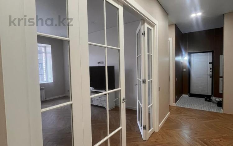 3-бөлмелі пәтер · 100 м² · 4/10 қабат, Юго-Восток ш/а., БУКЕТОВА 60/1, бағасы: 66 млн ₸ в Караганде, Казыбек би р-н — фото 2