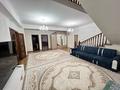 8-бөлмелі пәтер · 301 м², 1-й мкр, 1в микрорайон 37, бағасы: 145 млн ₸ в Актау — фото 18