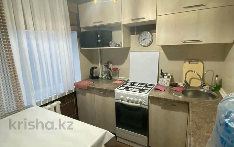 4-комнатная квартира · 56 м² · 4/5 этаж, Махамбета 118а за 220 000 ₸ в Атырау — фото 2