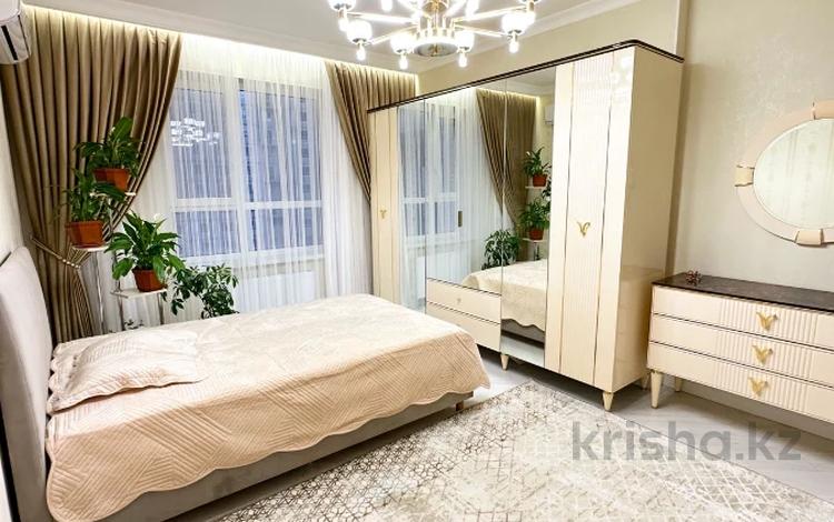 3-комнатная квартира, 106.8 м², 5/14 этаж, Сырым батыра за 70 млн 〒 в Шымкенте, Каратауский р-н — фото 2