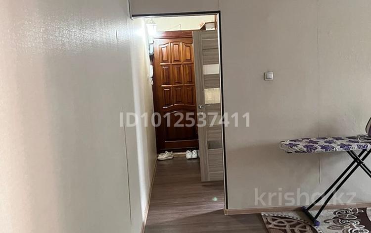3-комнатная квартира · 60 м² · 2/4 этаж, мкр №5 17 — Абая Алтынсарин за 350 000 ₸ в Алматы, Ауэзовский р-н — фото 2