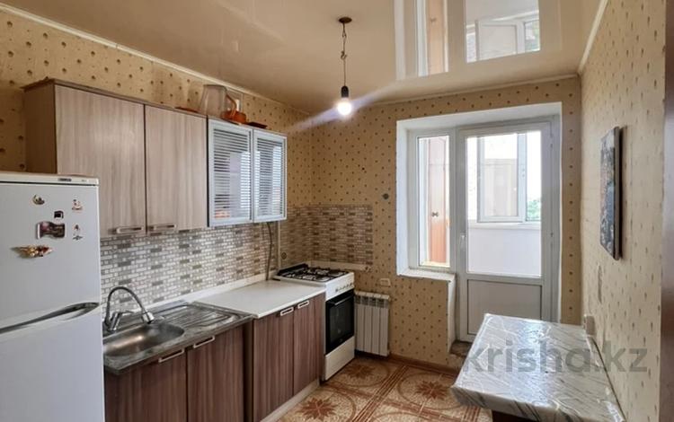 2-бөлмелі пәтер · 52.3 м² · 9/9 қабат, жангир хана, бағасы: 13 млн ₸ в Уральске — фото 2