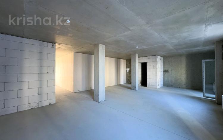 3-комнатная квартира · 94 м² · 3/9 этаж, Е-779 за 44.5 млн ₸ в Астане, Есильский р-н — фото 2