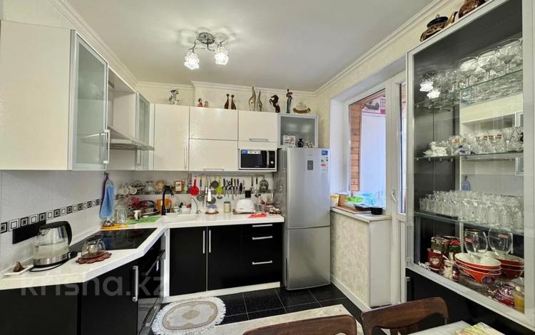 3-бөлмелі пәтер · 65 м² · 6/9 қабат, Кюйши Дины 28, бағасы: 31 млн ₸ в Астане, Алматы р-н — фото 3