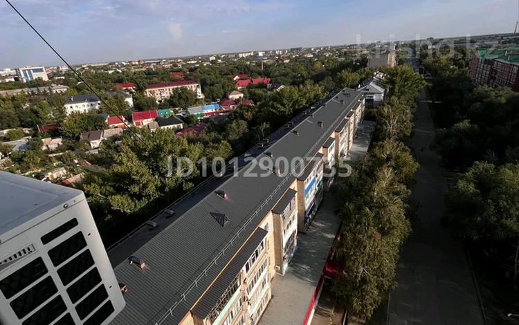3-бөлмелі пәтер · 63 м² · 5/5 қабат, Назарбаева 242 — Маншук Маметова, бағасы: 20 млн ₸ в Уральске — фото 22