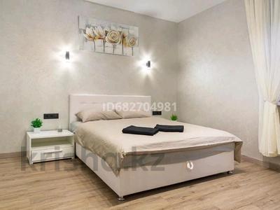 1-комнатная квартира, 40 м² посуточно, Навои — Торайгырова за 19 000 〒 в Алматы, Бостандыкский р-н