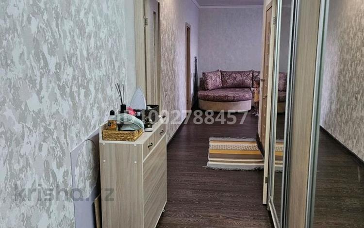 3-бөлмелі пәтер · 86 м² · 2/5 қабат, Дружбы народов 2/4, бағасы: 45 млн ₸ в Усть-Каменогорске, Ульбинский — фото 6