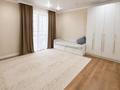 3-бөлмелі пәтер · 100.2 м² · 8/9 қабат, Самал, бағасы: 35 млн ₸ в Уральске — фото 2